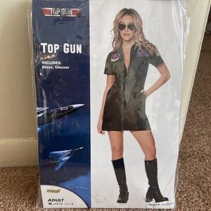 Top Gun Women’s Halloween Costume